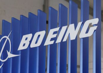 Boeing Proposes 20% Pay Hike as Jet Production Grows