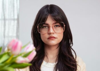 How I Handle The &lsquo;Gen Z Stare&rsquo; &mdash; Managers Share What Actually Works