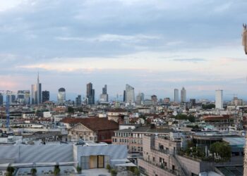 Italy Unemployment Climbs To 6.5%