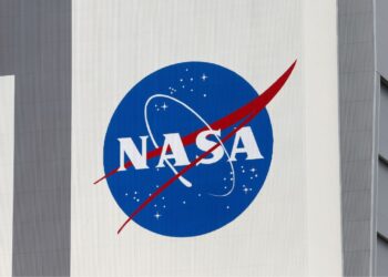 NASA Says 20% of Staff to Leave