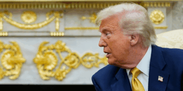 Trump Signs Order Creating ‘Schedule G’ To Make Firing Federal Policymakers Easier