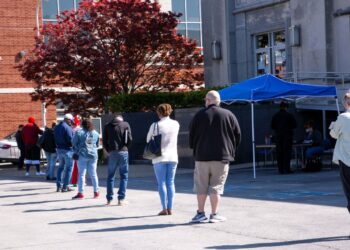 U.S. Private Payrolls Dipped 33,000 In June