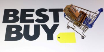 Best Buy To Increase India Tech Hub Staff By More Than 40%