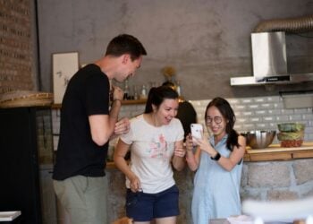 Clanker, Tinskin, And Wireback Gen Z Have Already Come Up With Insults For Their Future Robotic Coworkerss