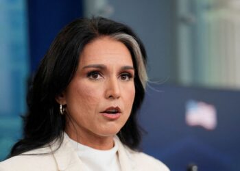 Gabbard Overhauls U.S. Intelligence Office, Gutting 40% Of Staff