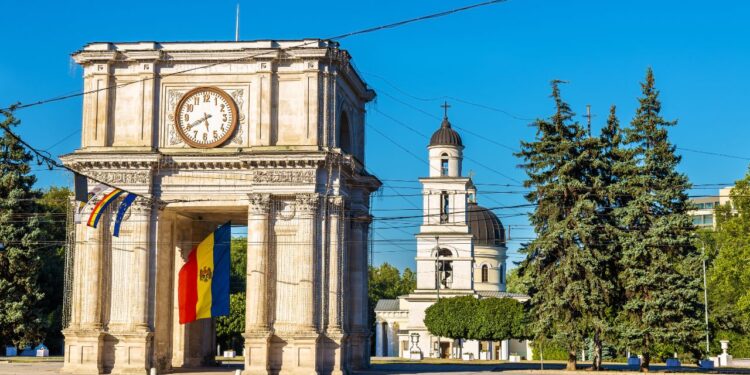 Google Eliminates 35% Of Managers Overseeing Small Teams (1)