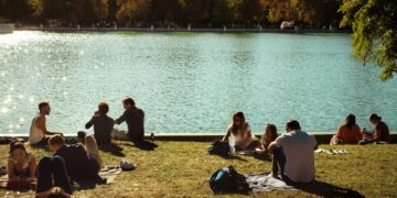 Over 1.4 Million U.K. Workers Now on Four-Day Week as Demand for Flexibility Grows