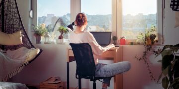 Remote Work Cuts Time At The Desk Without Hurting Productivity, Gallup Finds