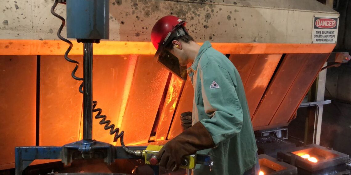 U.S. Factory Employment Drops To Lowest Level In 5 Years