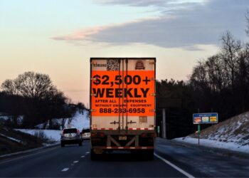 U.S. Labor Market Cracks Widen As Job Growth Stalls