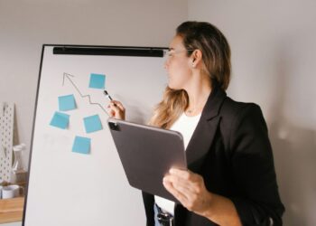 5 Ways To Avoid Being Replaced By AI At Work