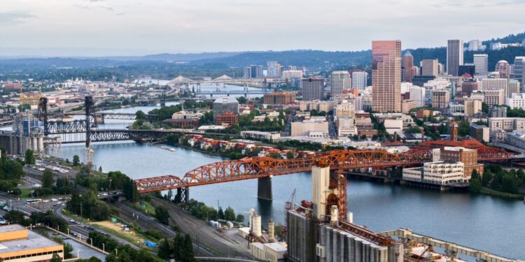 Portland Planning Fines To Push Landlords To Fill Empty Commercial Real Estate