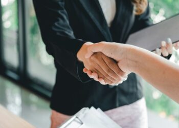 Practical Ways Leaders Can Rebuild Trust To Reignite Employee Engagement In The Future Of Work