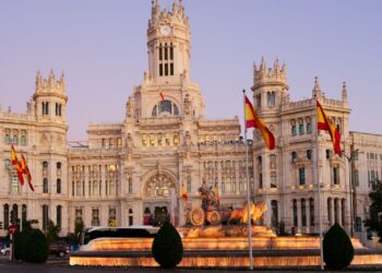 Spain Rejects Bill To Cut Workweek From 40 To 37.5 Hours
