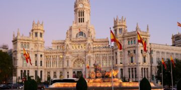 Spain Rejects Bill To Cut Workweek From 40 To 37.5 Hours
