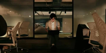 The Power Of Solitude Transforming Loneliness Into Workplace Strength