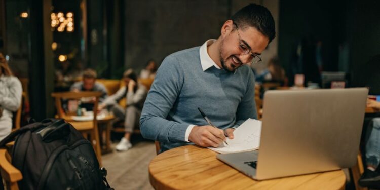 These 5 Industries Are Exploding with Hybrid Job Openings Right Now