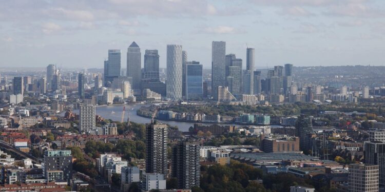 U.K. Firms Slash Hiring At Fastest Pace In Four Years, Bank Of England Reports