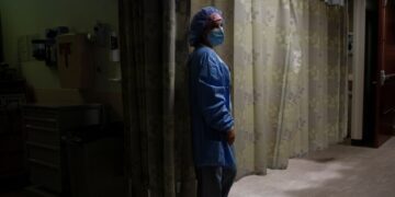 U.S. Healthcare Workforce Crisis Worsens 55% Of U.S. Care Workers Seeking New Jobs (1)