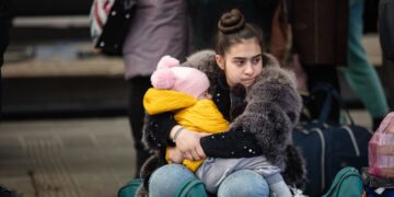 U.S. Loses 1.2 Million Immigrant Workers, Straining Labor Supply