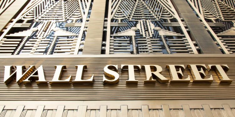 Wall Street Interns Love AI, But Worry It Will Replace Them