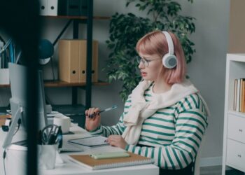 When Work Starts Listening How Voice And Ambient AI Are Transforming Productivity