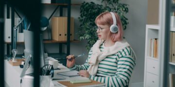 When Work Starts Listening How Voice And Ambient AI Are Transforming Productivity