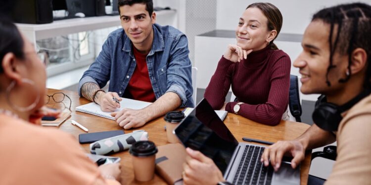 9 Questions To Clarify The Target Market For Your Coworking Space