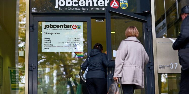German Unemployment Eases In October