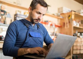 Google And U.S. Chamber Launch AI Training To Help Small Businesses Thrive