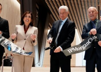 JPMorgan Opens Its $3 Billion “Office Of The Future” In NYC