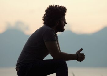 Loneliness Costs U.K. Employers £2.5 Billion A Year — Can Flexible Workspaces Help