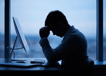 Middle Managers Feel The Least Safe At Work, New Global Study Finds