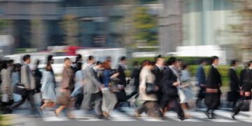 Return-to-Office Mandates May Be Reversing Progress On The Gender Pay Gap