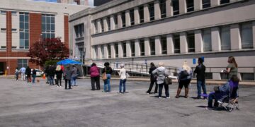 U.S. Private Jobs Rise 14,250 In New ADP Weekly Estimate