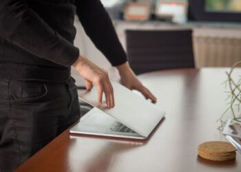 Why “Right To Disconnect” Laws Alone Can't Cure Work-from-Home Burnout