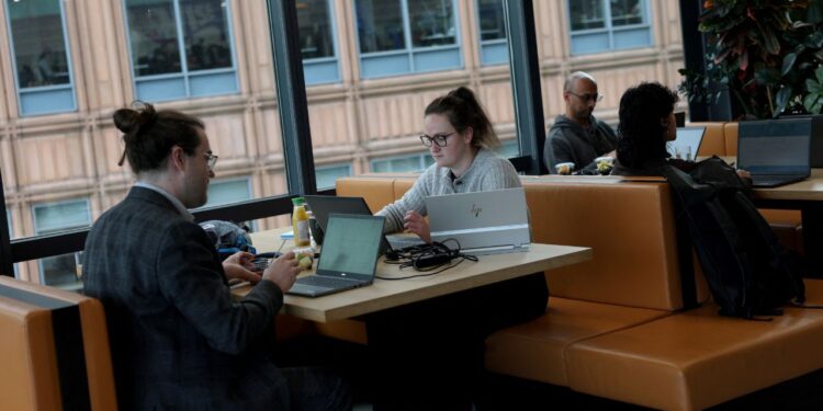 AI-Driven Efficiency Gains Offer Hope For U.K.’s Persistent Productivity Problem