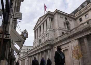 Biggest U.K. Job Losses Since 2020 Add Pressure On Workers Ahead Of Budget