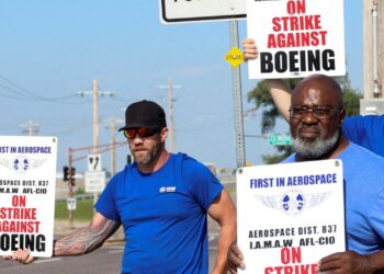 Boeing Union Approves 5-Year Wage Deal, Ending 101-Day Labor Dispute