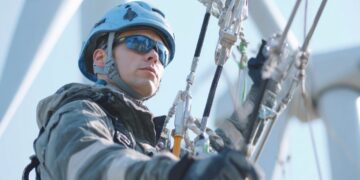 Here Are The Top 12 Entry-Level Jobs That AI Can’t Replace