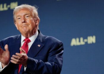 Trump Launches ‘Genesis Mission’ To Harness AI For Next-Generation Scientific Breakthroughs