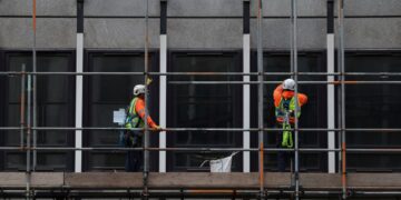 U.K. Approves 4.1% Minimum Wage Increase For 2026