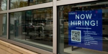 ‘No Hire, No Fire’ Economy Keeps U.S. Layoffs Low, But Job Opportunities Lag