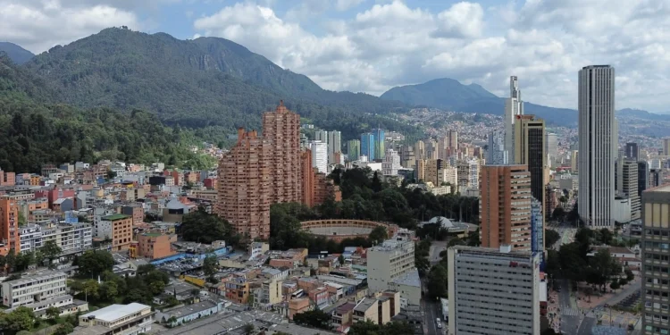 Colombia Announces 2026 22.7% Minimum Wage Hike For 2.5 Million Workers