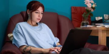 57% Of U.S. Gen Z Workers Plan To Change Jobs In 2026 As Pay And Career Growth Top Priorities