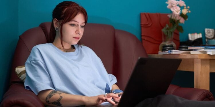 57% Of U.S. Gen Z Workers Plan To Change Jobs In 2026 As Pay And Career Growth Top Priorities