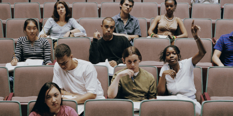 AI Sparks Critical Thinking Crisis Executives Warn Of Talent Pipeline Collapse