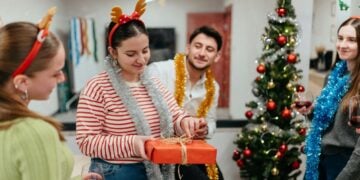 How Leaders Can Grant Their Employees’ Top 10 Holiday Wishes