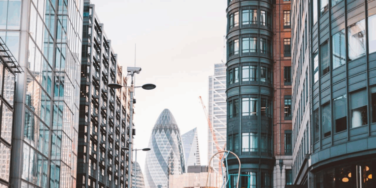 London to Lose Half of Its Offices by 2030 Amid Surging Demand