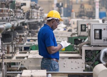 Nearly 4M U.S. Manufacturing Jobs Will Open By 2033&mdash;But Gen Z Won&rsquo;t Touch Them